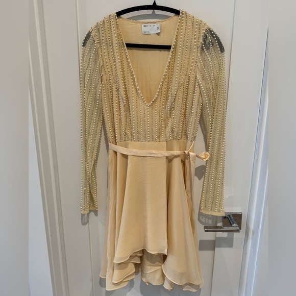 ASOS DESIGN Womens Linear Embellished Bodice Mini Dress Cream SIZE 4 pearls - Picture 8 of 13